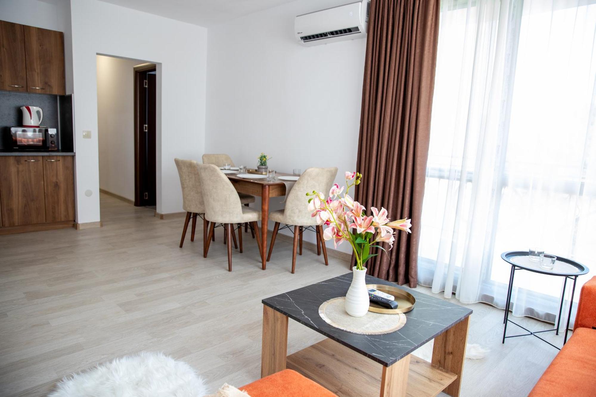 Two-Bedroom Premium Apartment Aziz Konstantin ve Elena Dış mekan fotoğraf