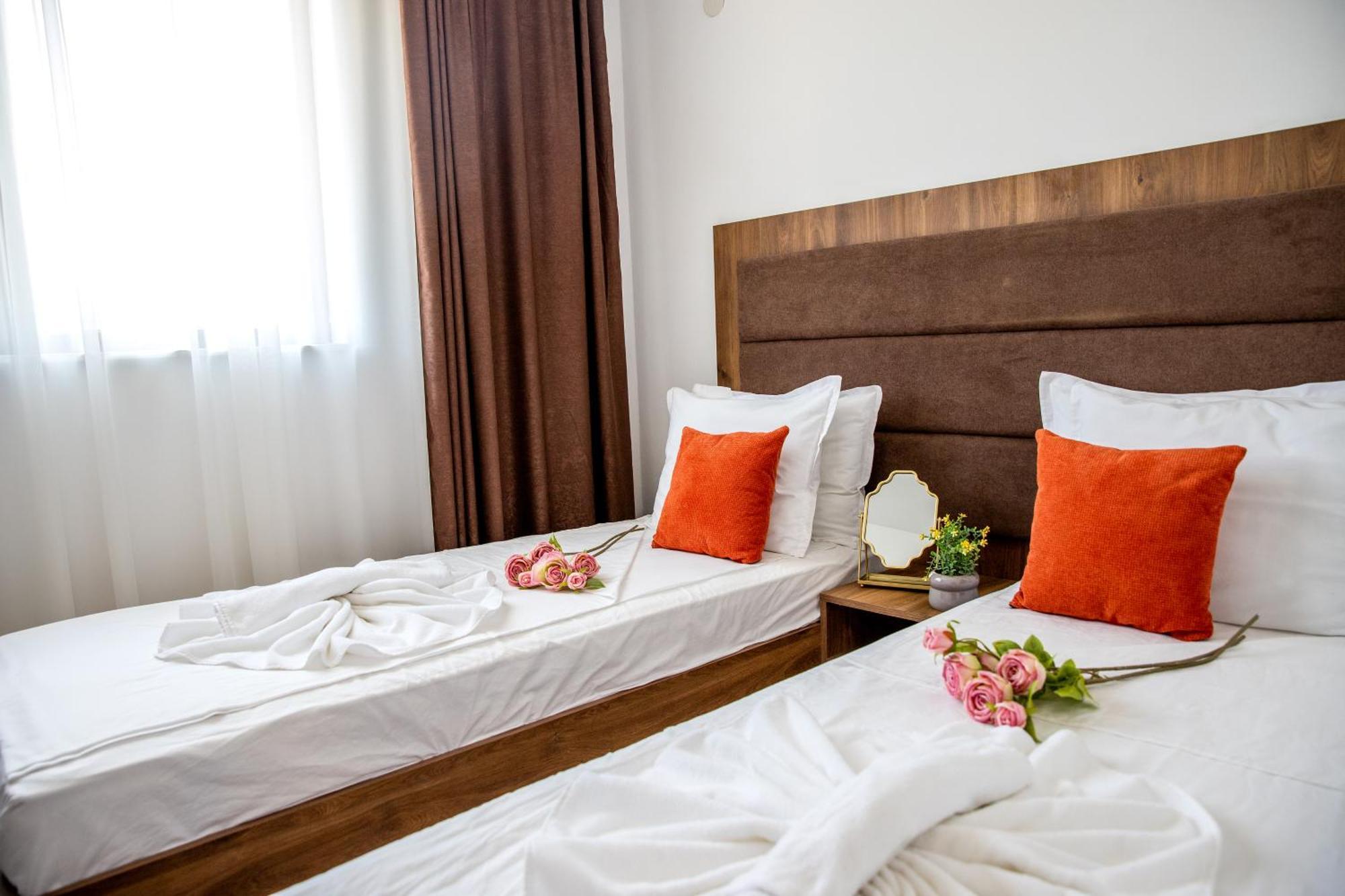 Two-Bedroom Premium Apartment Aziz Konstantin ve Elena Dış mekan fotoğraf