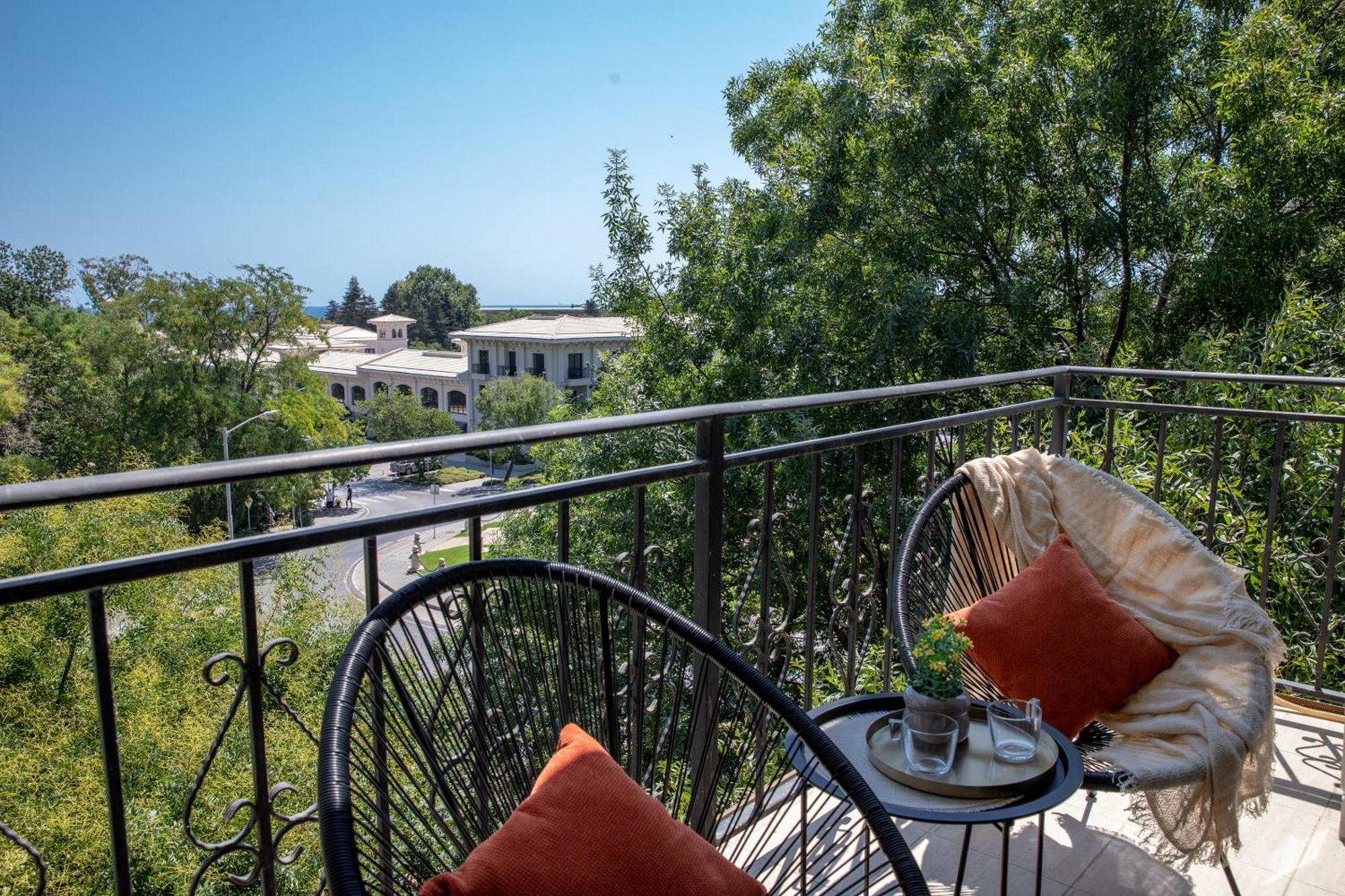 Two-Bedroom Premium Apartment Aziz Konstantin ve Elena Dış mekan fotoğraf